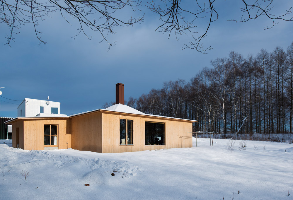 のびのびと暮らせる自然豊かな環境に建つ平屋の住まい