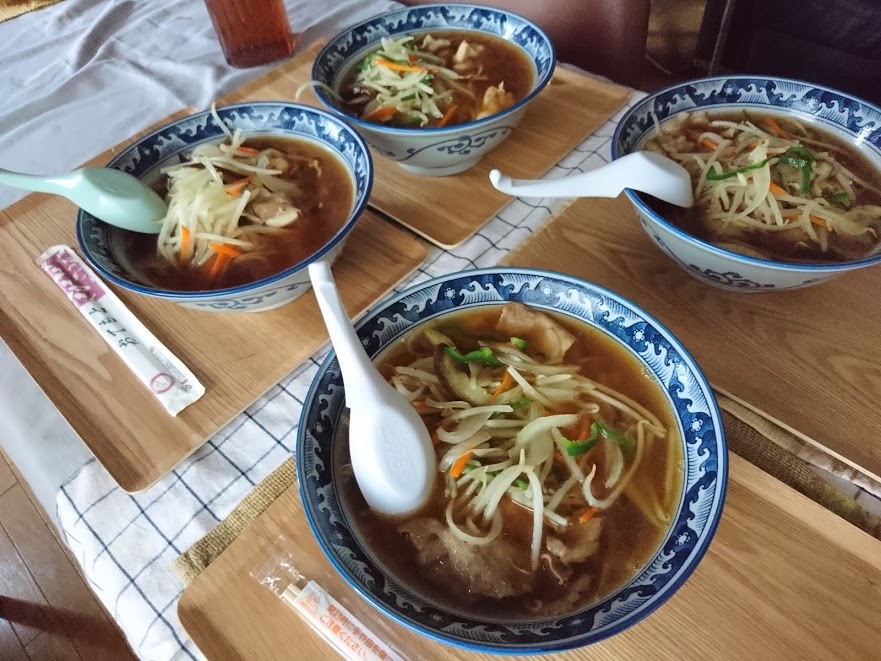 北海道胆振東部地震のときは、会社に出たスタッフにラーメンを