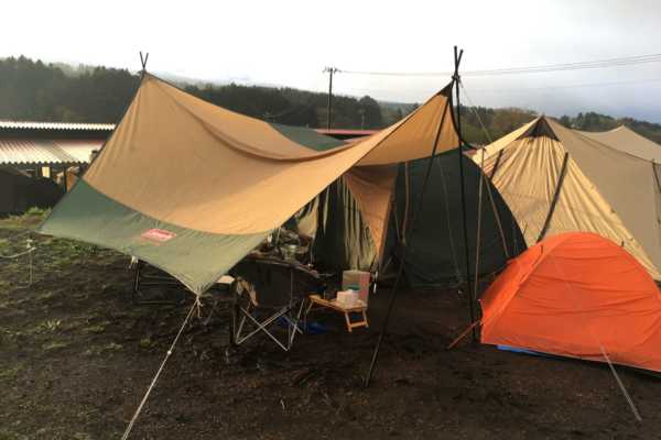 はじめてのキャンプは大雨でした。