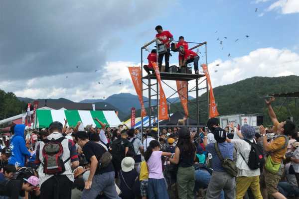 愛好家が集結！年に一度の薪ストーブ祭