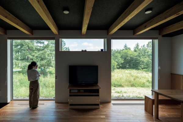 小さく豊かに暮らす地産地消の平屋住宅