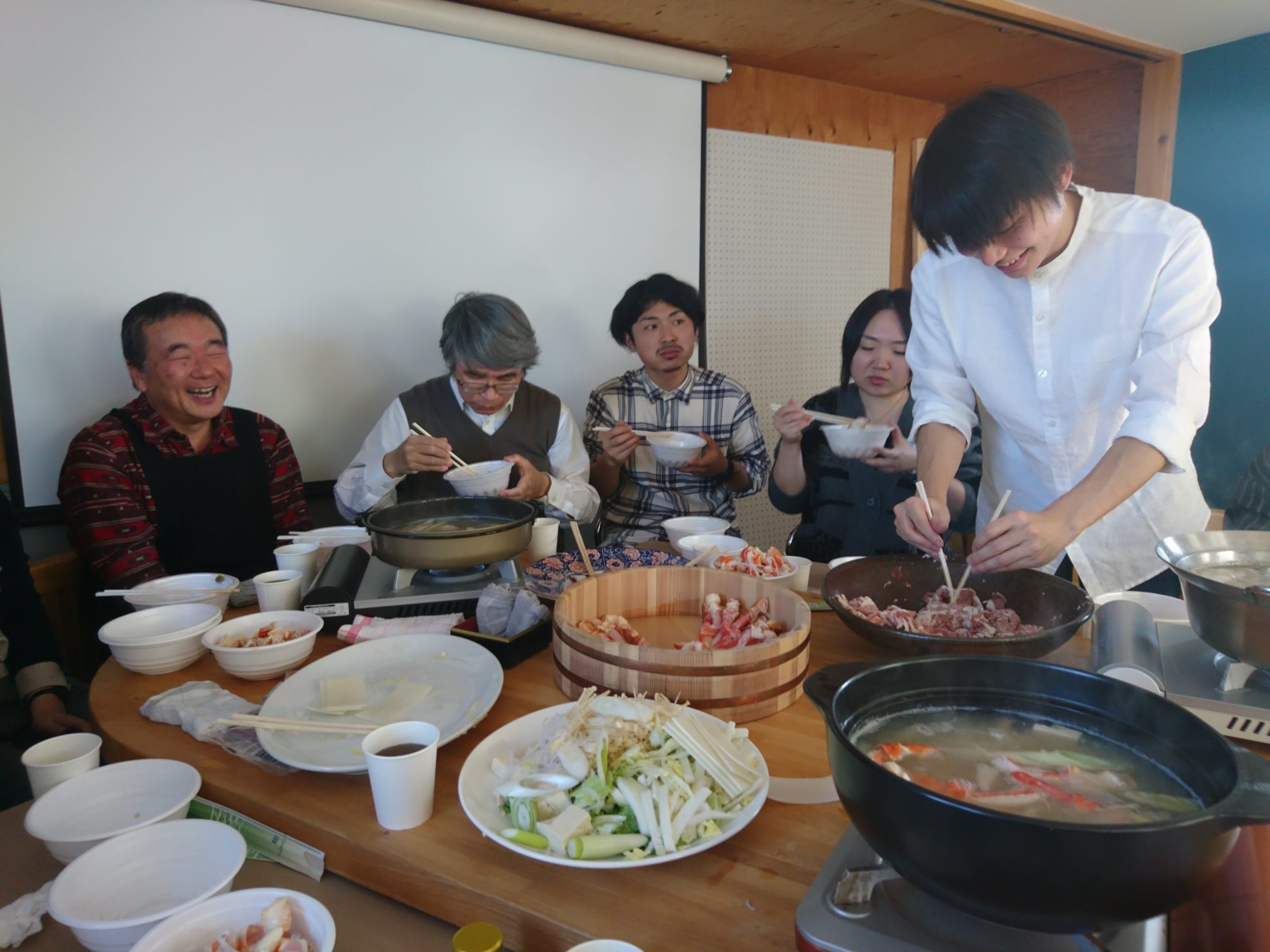 みんながもりもり食べる様子に、三木社長もご満悦