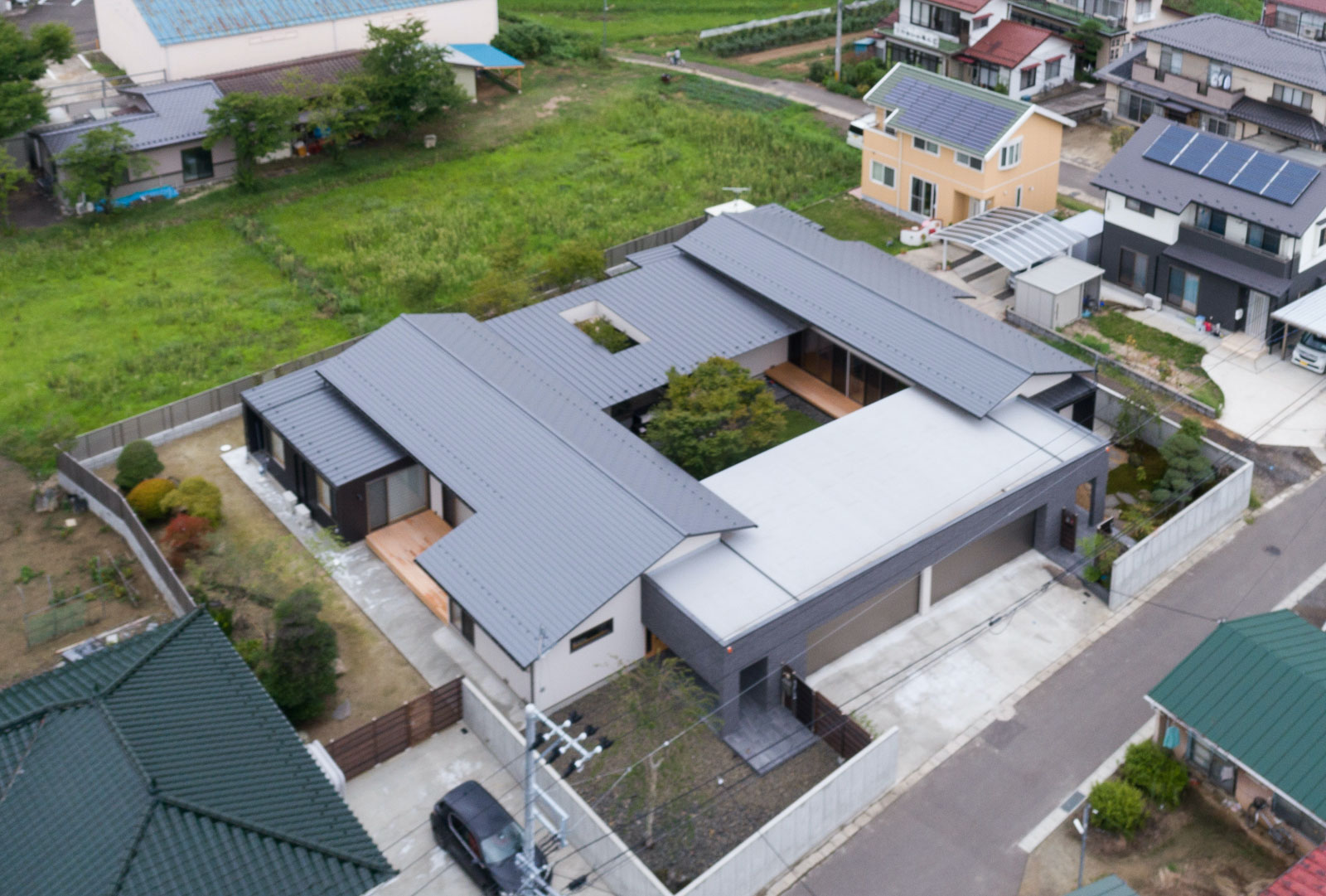 お隣さんのような感覚で一緒に暮らす。「分棟型二世帯住宅」の実例集 間取りプラン 家づくりのアイデア Replan（リプラン）WebMagazine