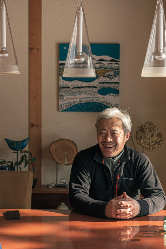 代表の松村幹了さん。林業の一連のサイクルを自社で担える体制を整え、若い世代でも仕事がしやすい環境づくりに取り組んでいる