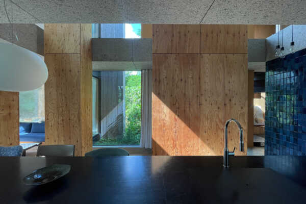 10/22（日）【予約制】札幌の建築家GLAの自邸「森の素形」オープンハウス（GLA作品集プレゼント）｜一級建築士事務所 GLA