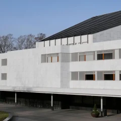 改修工事を終えた「フィンランディアホール」を訪ねました。