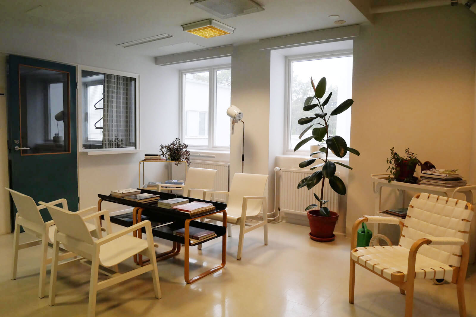 職員が使用するこのスペースは、通常は見学不可。今回はたまたまランチタイム終わりの方が「ちょっとだけよ」と入れてくれた