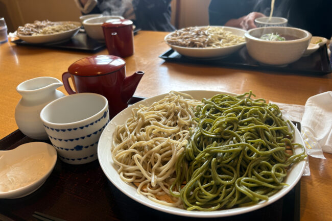 思いがけない出会い。取材撮影先で季節を感じる蕎麦時間