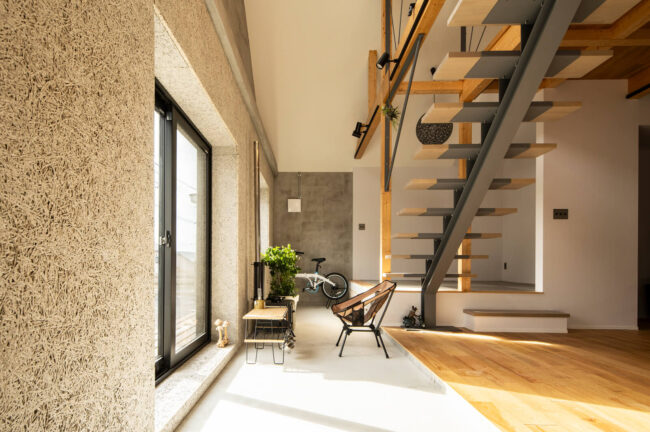 築50年超のコンクリートブロック住宅を、趣味的生活を楽しむ住まいへ一新