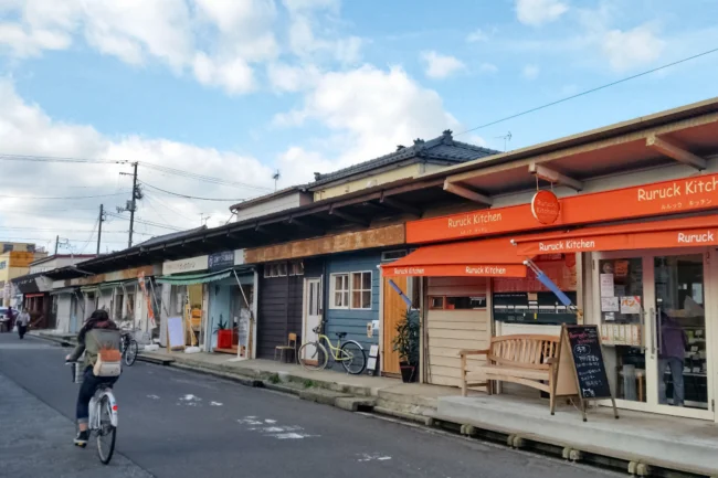 「不動産価値ゼロ」からの再生。シャッター通りを奇跡の商店街へ変えた覚悟と戦略【沼垂テラス商店街】