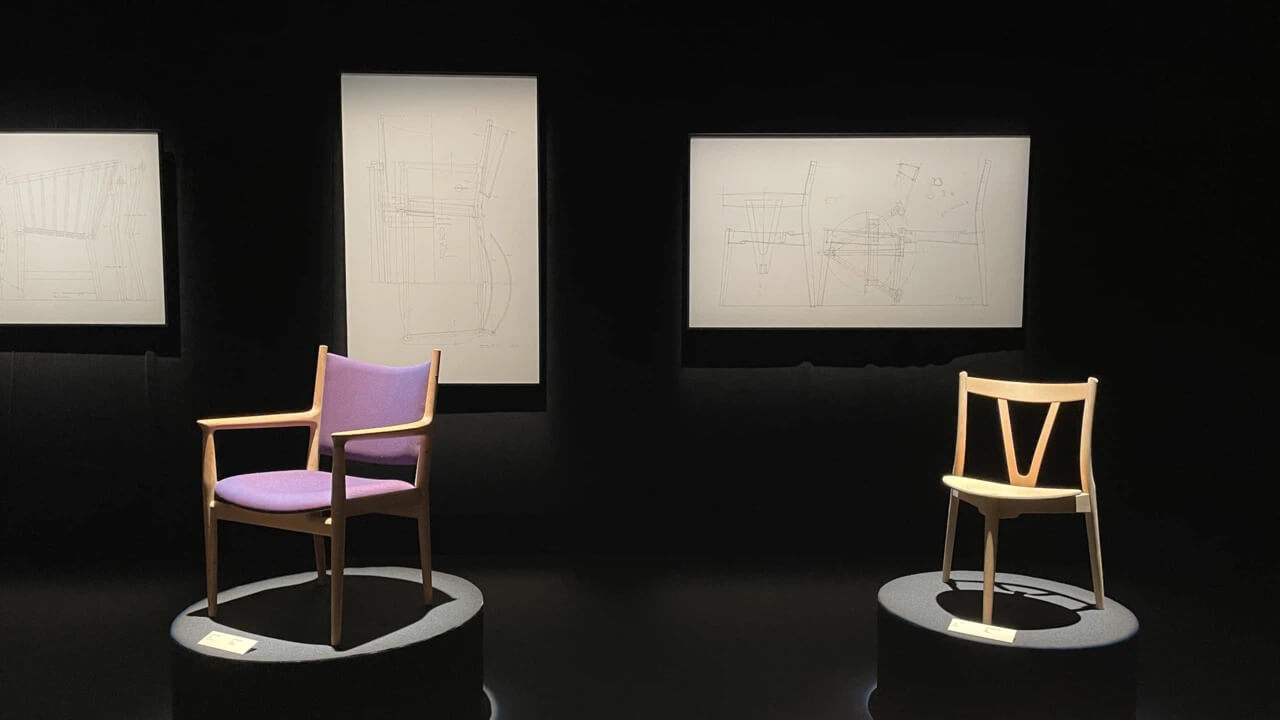 「図面一枚に椅子全体を描き込み、図面から直接製作できるほどの精緻さ」。ウェグナーの盟友の職人がそう評した理由が、展示の前で腑に落ちる