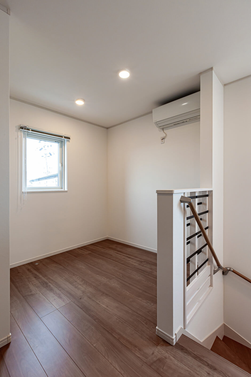 2階のフリースペースは、Sさんの趣味室でもある。ここに設置されたエアコンが2階の各部屋に暖冷気を送り込む