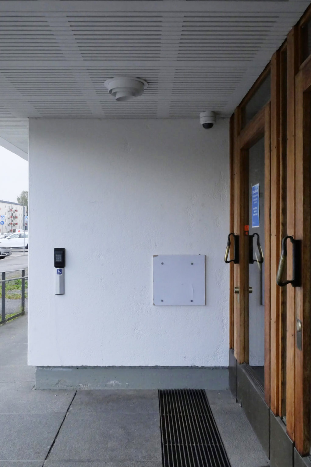 エントランスからアアルトらしさが全開